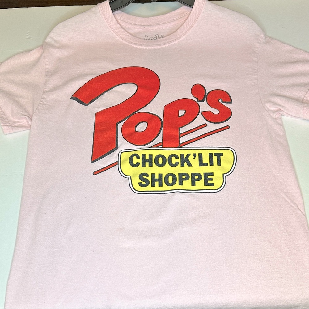 Women’s Pink Archie Comics Pop’s Chock’Lit Shoppe Short Sleeve TShirt Size Small